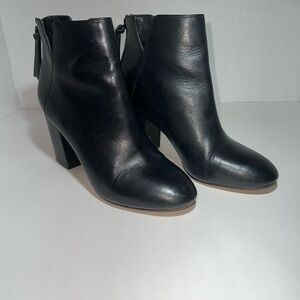 Aldo Dominica Black Leather Block Heel Ankle Booties with Tassel Zipper Size 8